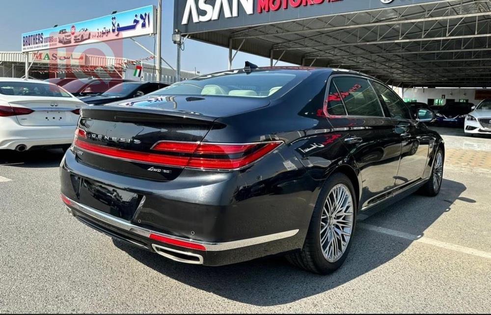 جنسس G90